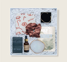 Load image into Gallery viewer, "PRIM 'N' COPPER"