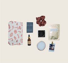 Load image into Gallery viewer, "PRIM 'N' COPPER"