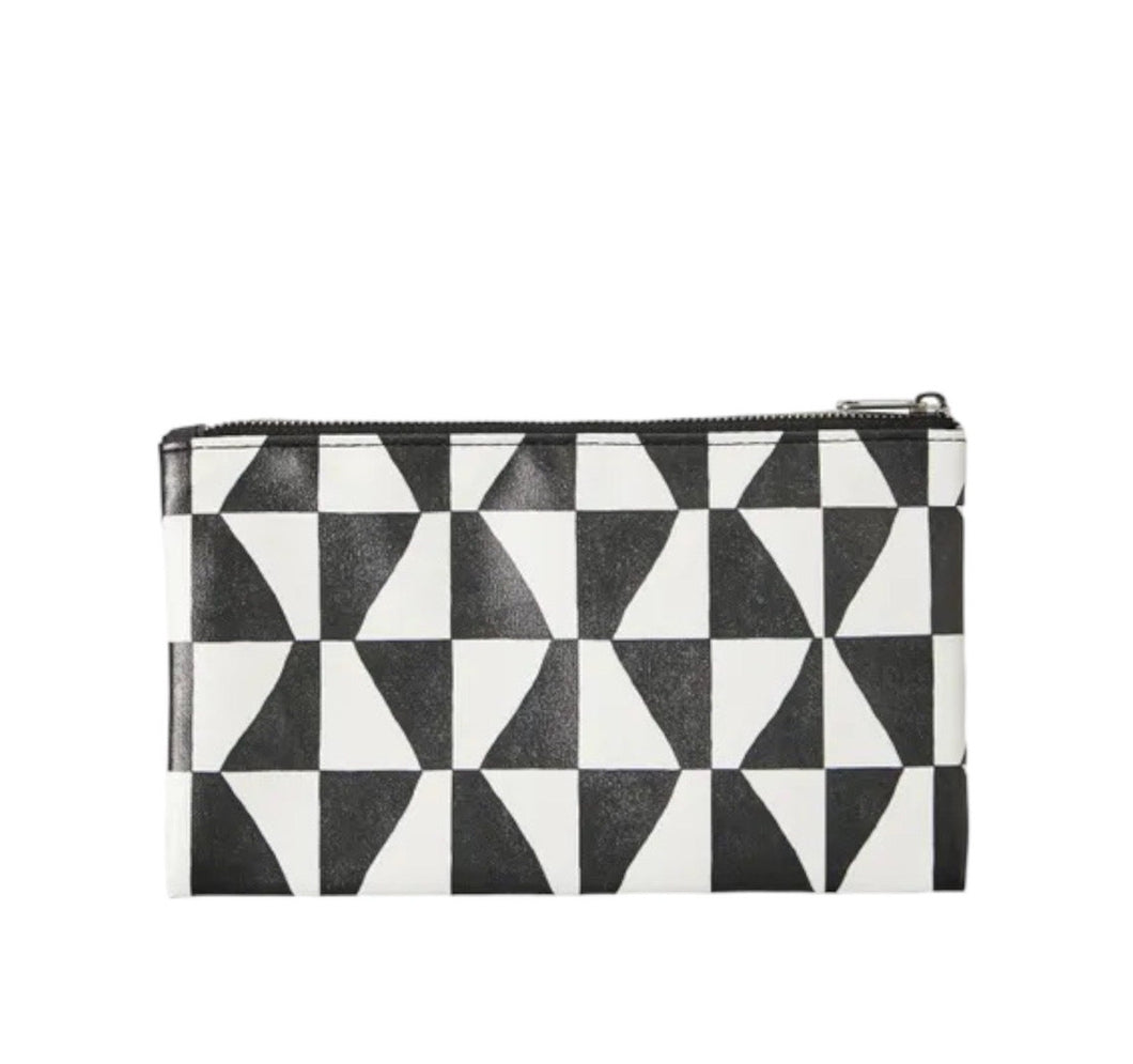 Monochrome Flat Pouch